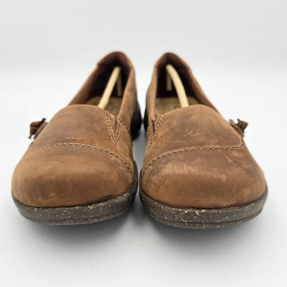 6N - NARROW - Clarks Roseville Sky Women's Slip-Ons, Mahogany Leather, Like New! - Picture 5 of 16